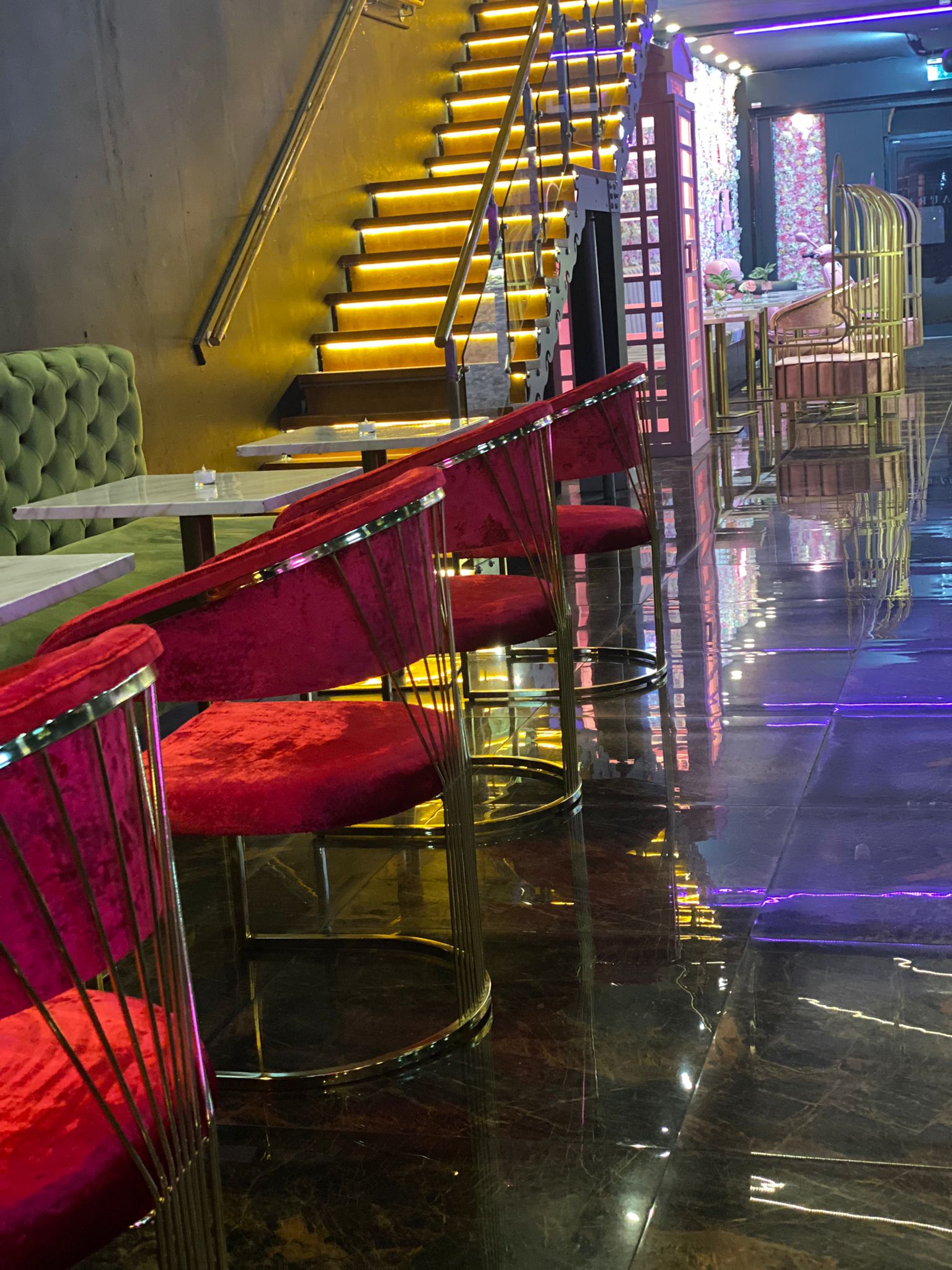 Thames Collection 20